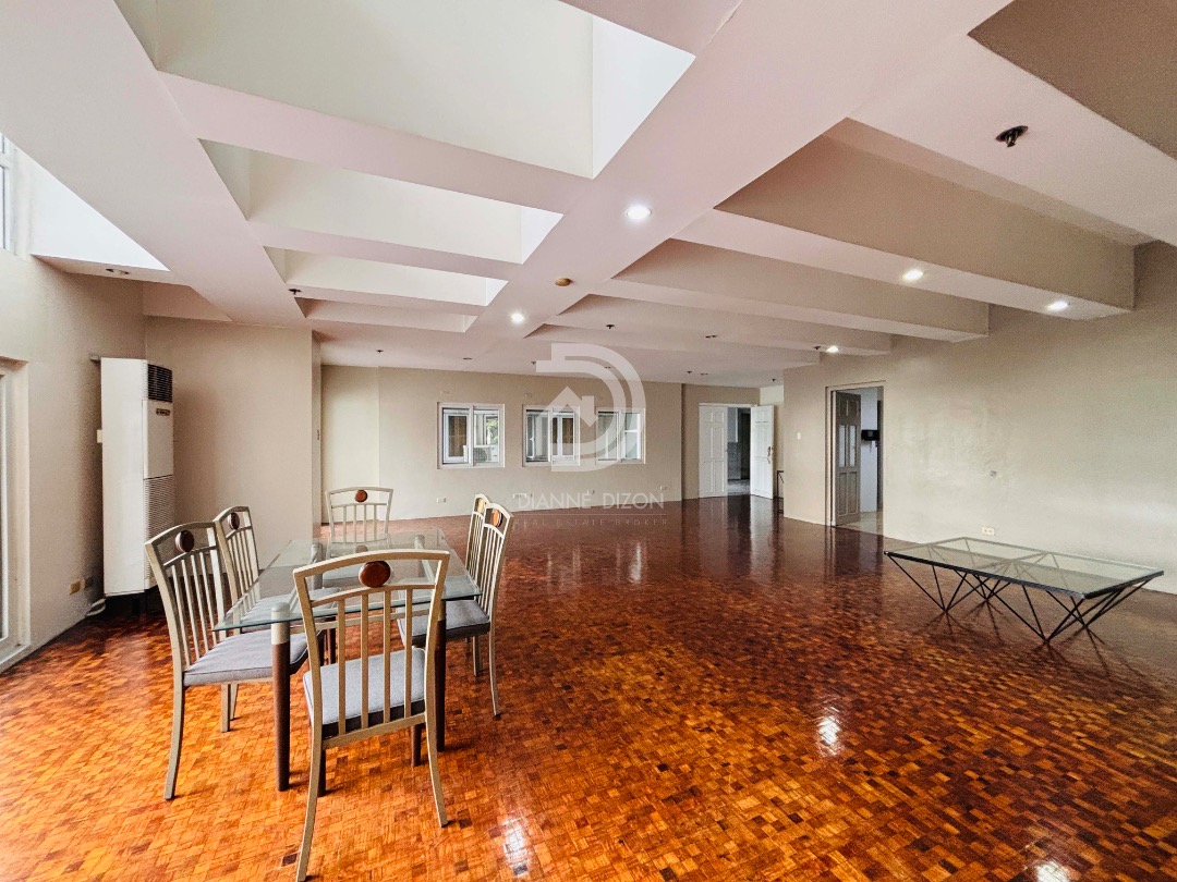 (Category: ) located in . Submitted by habitto (Listing ID 1396946149, Image 1). Description: .