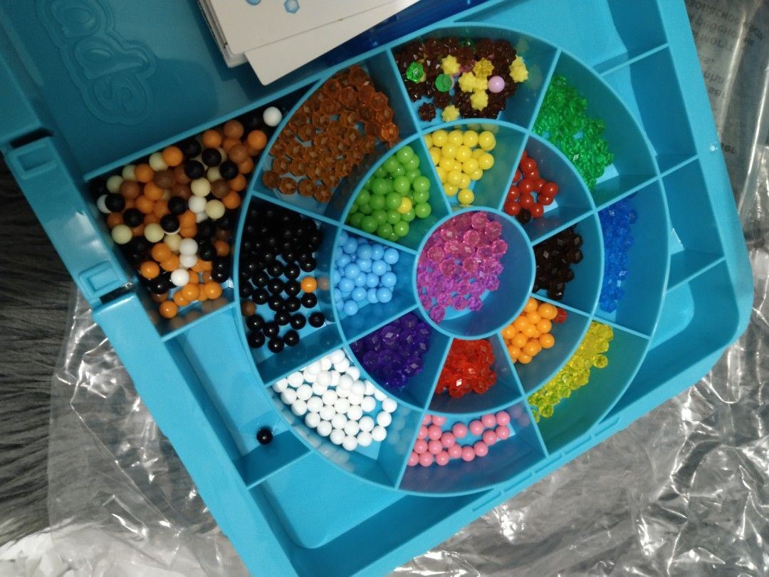 Affordable Aquabeads Beginner’s Studio Kids Crafts and Activities, Complete Bead Art Kit for Ages 4+, 840 Plastic Round Beads in Multi Colors, Water-Activated Bead Craft Kit 😍👌 (Category: Craft Supplies & Tools) located in Malolos. Submitted by afford.japan (Listing ID 1397026556, Image 3). Description: Affordable Aquabeads Beginner’s Studio Kids Crafts and Activities, Complete Bead Art Kit for Ages 4+, 840 Plastic Round Beads in Multi Colors, 