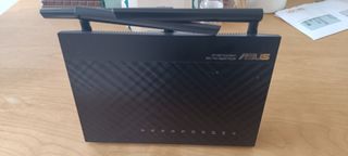 ASUS RT-AC68U 無線路由器64218863692547110