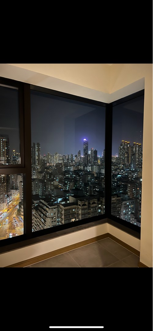 AVA64077577048577110