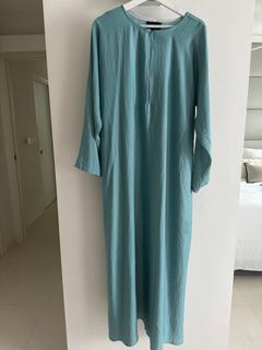 (Category: ) located in . Submitted by abaya54 (Listing ID 1396892879, Image 1). Description: .