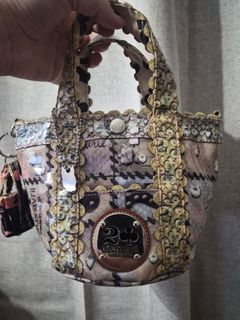 (Category: ) located in . Submitted by jade_fohh (Listing ID 1396938792, Image 1). Description: .