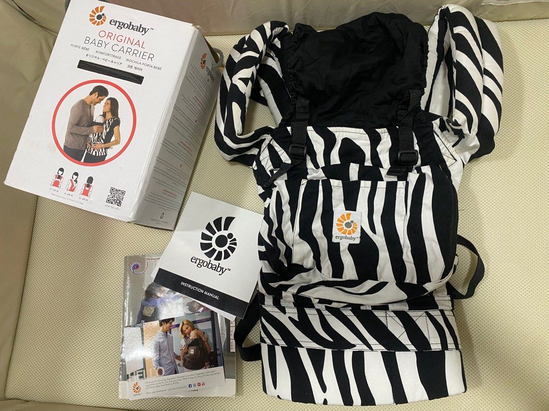ErgoBaby Carrier (Category: Carriers & Slings) located in Calamba. Submitted by tinywishshop (Listing ID 1396895977, Image 1). Description: Can pass as brand new.
