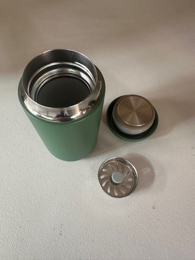 Fellow Carter Everywhere Mug 12oz (Category: Water Bottles & Tumblers) located in Paranaque City. Submitted by mrbentables (Listing ID 1396910492, Image 3). Description: - Fellow Carter Everywhere Mug - 12oz (355ml) capacity - Sleek matte green exterior - Stainless steel interior - Includes lid - BPA-free - Patent pending design.