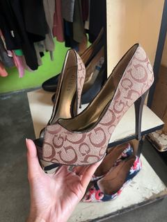 (Category: ) located in . Submitted by hoelyfinds (Listing ID 1396997407, Image 1). Description: .