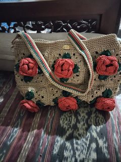 (Category: ) located in . Submitted by einaj (Listing ID 1396889206, Image 1). Description: .