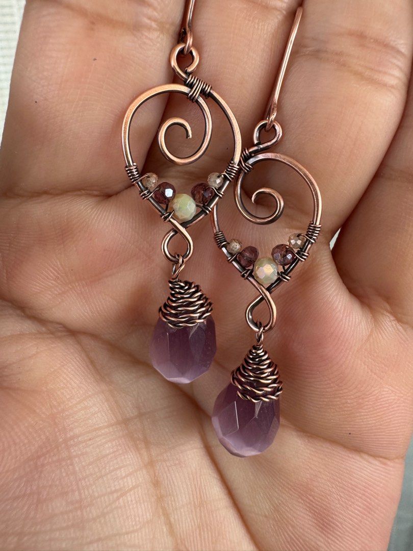 Handmade Earrings with crystals stones (Category: Other Accessories) located in Mandaluyong City. Submitted by cattegorri (Listing ID 1397022929, Image 2). Description: Handmade Material : copper Beads: mixed crystals and stones Coated with hypoallergenic agent . Will protect your ear. .