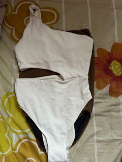 (Category: ) located in . Submitted by aaacloset1 (Listing ID 1391694672, Image 1). Description: .