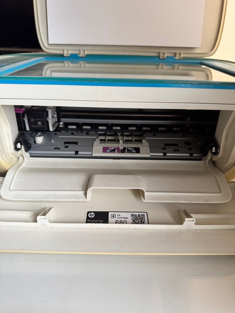 HP DeskJet 3635 All-in-One Printer (Category: Printers, Scanners & Copiers) located in Mandaluyong City. Submitted by abbottworks (Listing ID 1396900700, Image 1). Description: Selling old HP Deskjet ink advantage 3635 Model printer. Location Mandaluyong..