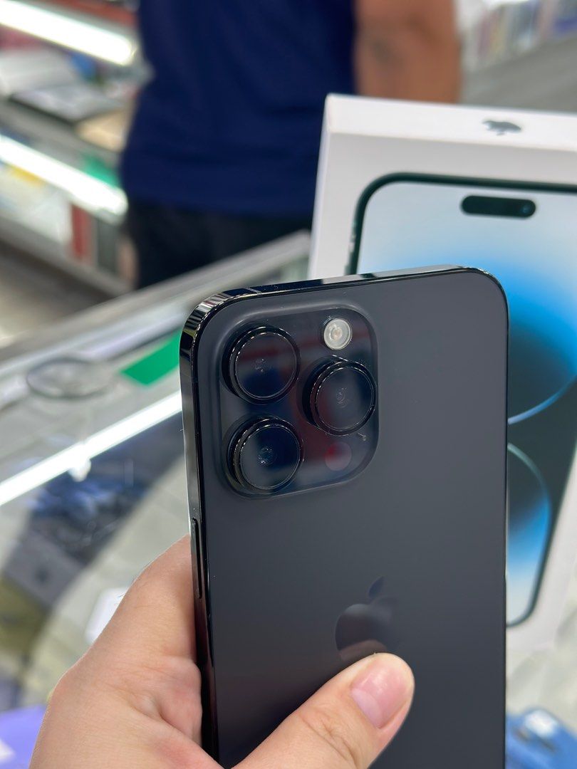 iphone 14promax 512gb esim (Category: iPhone 14 Series) located in San Juan City. Submitted by jalailahmamosaca (Listing ID 1396970686, Image 2). Description: iphone 14promax 512gb esim openline 97bh no issue inclusion box case charger Open for COD/COP + SF Manila area (sameday delivery) Province area (via LBC) required DP to avoid cancellations Physical store: Greenhills Shopping Center, 2ndfloor Contact#: 09125890826 Page:lailahgedgetshop.