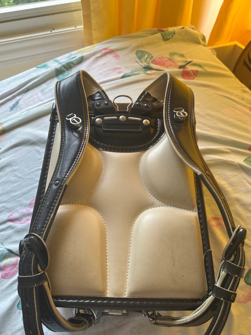 Japanese Style School Bag (Category: Luxury Bags & Wallets) located in Manila. Submitted by sherwae115 (Listing ID 1396902960, Image 2). Description: Good condi out and inside x sensi dm if need more photos can meet up depending on location.