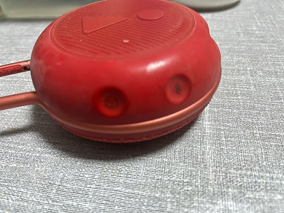JBL Bluetooth speaker63990759233025113