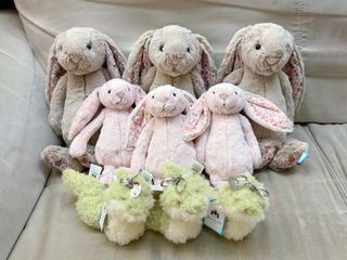 （分類：）位於 。 由 gadaleochan 提交（商品編號 1397020137，圖片 1）。簡介： 。