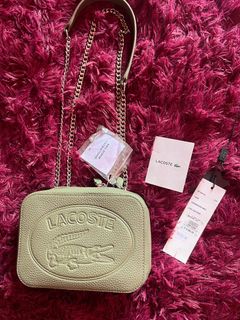 (Category: ) located in . Submitted by clairiepreloved (Listing ID 1396880744, Image 1). Description: .