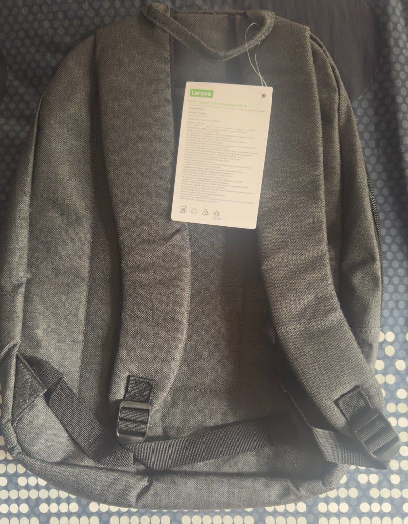 Lenovo Laptop Bag (Category: Laptop Bags & Sleeves) located in Caloocan City. Submitted by knackknicks (Listing ID 1396888388, Image 2). Description: Brand new Lenovo laptop bag. Never used. RFS: I use a different bag for my laptop..