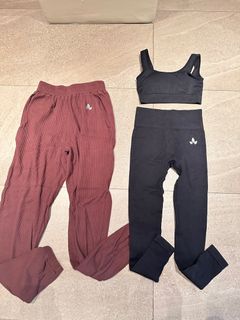(Category: ) located in . Submitted by closet.cha (Listing ID 1396855855, Image 1). Description: .