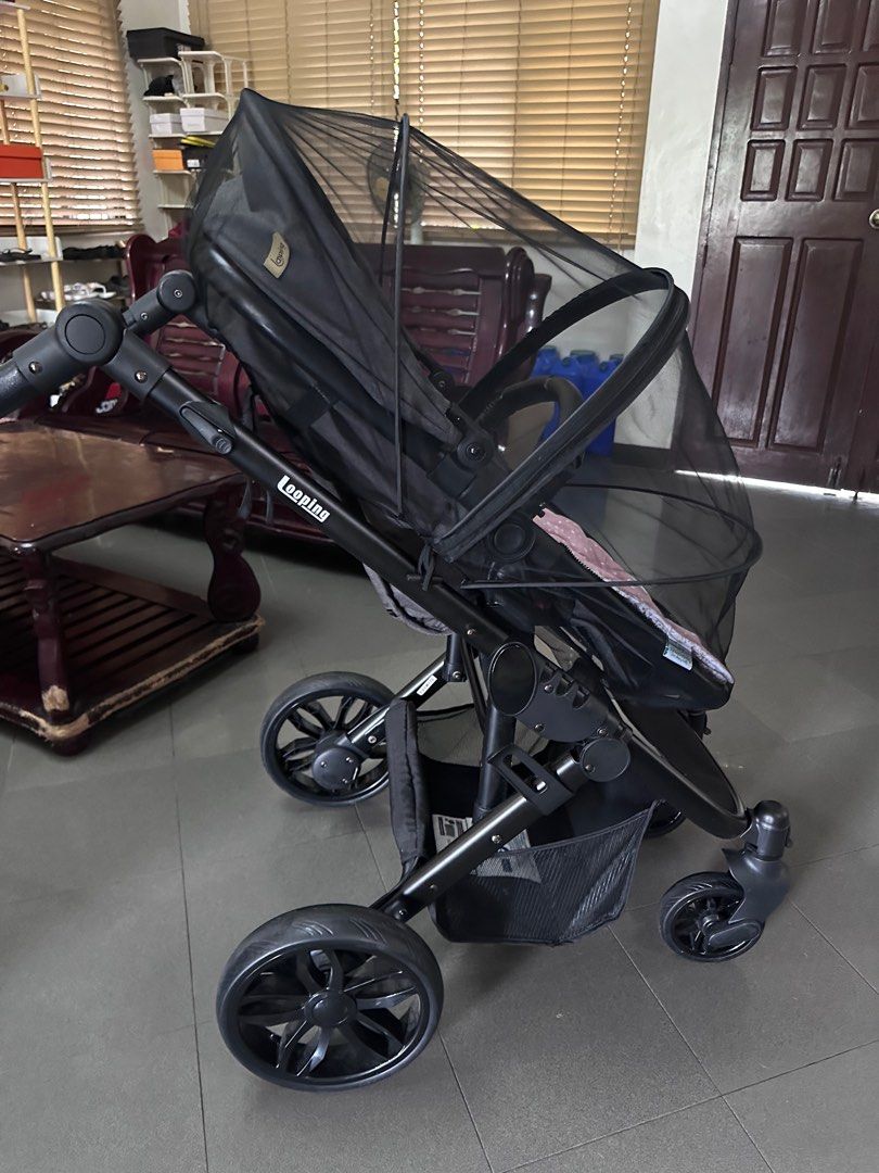 Looping Sydney Stroller and Car Seat Black Frame (Category: Strollers) located in Las Pinas. Submitted by pochiepoch (Listing ID 1396914327, Image 3). Description: Retails for 33,000. Lightly used with some scratches. Mostly stored in the car. Very seldom used both car seat and stroller. (Less than 10 times if I may count.) FREE accessories: mosquito net, and reversible stroller pad and strap covers worth Php1,500+ all also very lightly used Feat