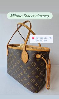 (Category: ) located in . Submitted by milano_street_luxury (Listing ID 1396965402, Image 1). Description: .
