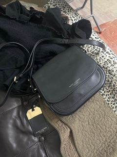 （分類：）位於 。 由 lezzzx 提交（商品編號 1397026438，圖片 1）。簡介： 。