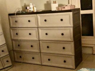(Category: ) located in . Submitted by nanisells (Listing ID 1397024898, Image 1). Description: .