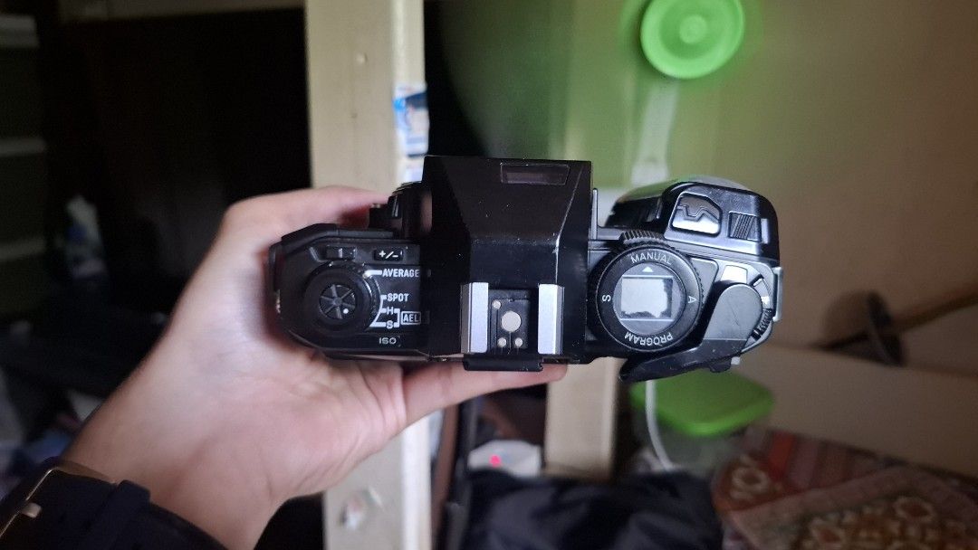Minolta maxxum 9000 (Category: Cameras) located in Quezon City. Submitted by parkjooyeon07 (Listing ID 1396864034, Image 3). Description: fully working Minolta film camera no issues and the price is negotiable.