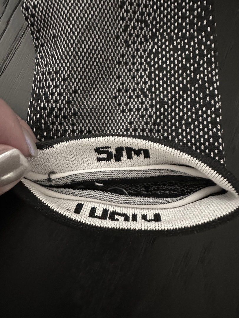 breaking 2 arm sleeves