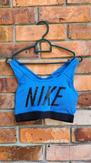 (Category: ) located in . Submitted by izzcloset (Listing ID 1396869205, Image 1). Description: .