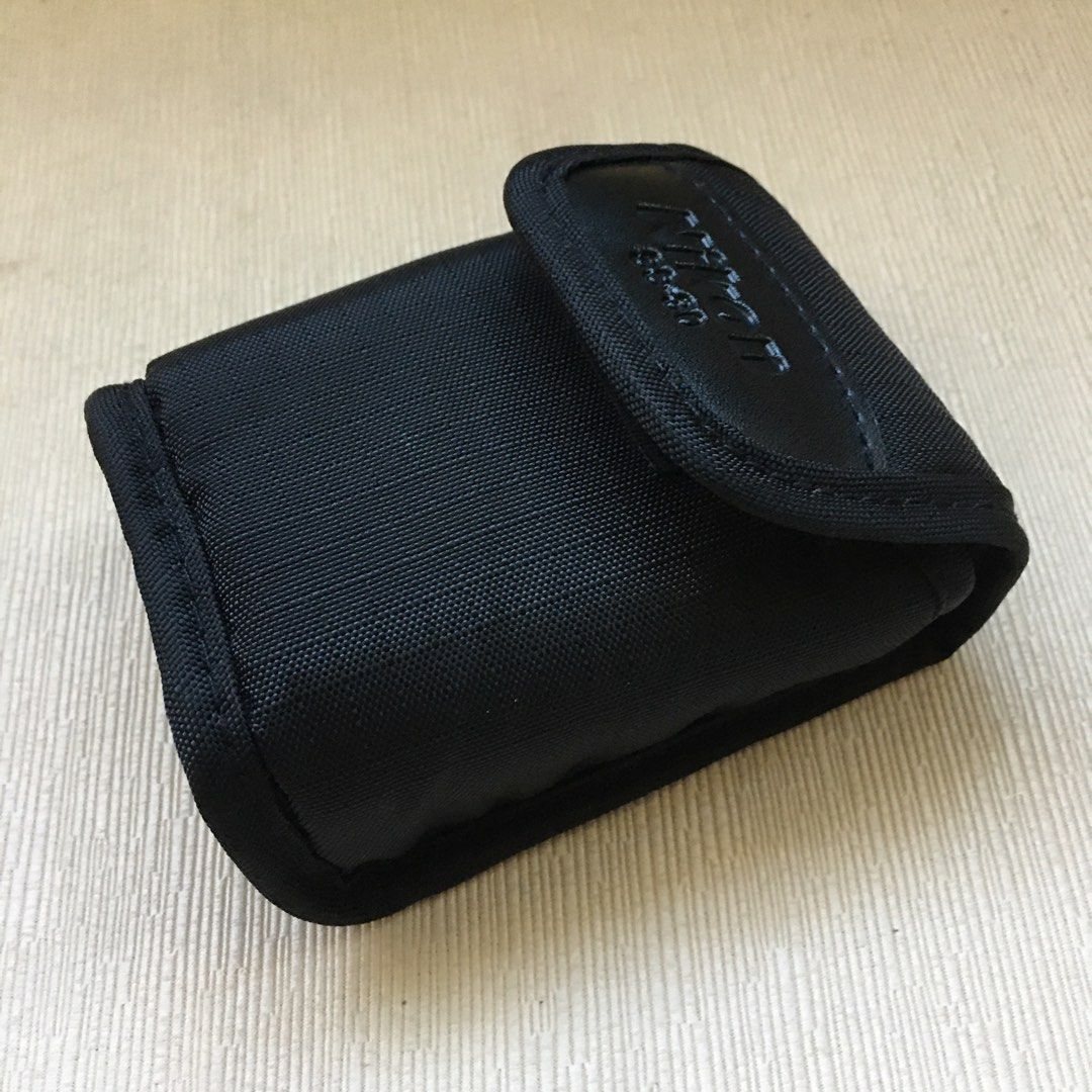 Nikon SS-30 Speedlite Case for SB-30 (Category: Camera Bags & Carriers) located in Tarlac. Submitted by greatfindstrlc (Listing ID 1396734206, Image 2). Description: Black Speedlite Case for SB-30 Nikon Flash. Nikon Inc., Japan.