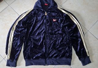 (Category: ) located in . Submitted by thriftrot (Listing ID 1396870545, Image 1). Description: .