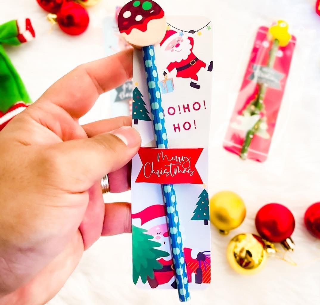 Pencil Sleeves Christmas gift (Category: Stationery & School Supplies) located in Quezon City. Submitted by declutteringcloset18 (Listing ID 1396956923, Image 3). Description: 🎄🎅🏻 Christmas pencil Sleeves 🎅🏻🎄 Php 15 pesos each DM to order #Christmas #ChristmasPH #Christmasangpao #angpao #christmasgift #moneyenvelope #Christmasgifts #pensleeves #giftideas.