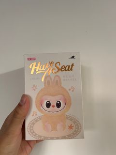 （分類：）位於 。 由 tabletennispro 提交（商品編號 1396943978，圖片 1）。簡介： 。