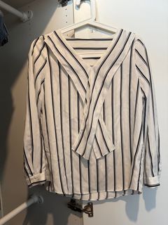 （分類：）位於 。 由 matildascloset 提交（商品編號 1396932581，圖片 1）。簡介： 。