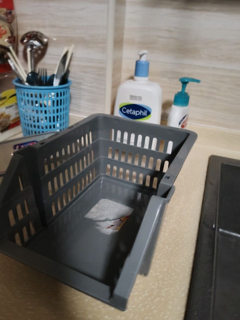 Stackable Grey Storage Baskets (Category: Storage Boxes & Baskets) located in Singapore. Submitted by limaufleur (Listing ID 1397009709, Image 2). Description: - I have about 4 - 5 of these - QYOP.