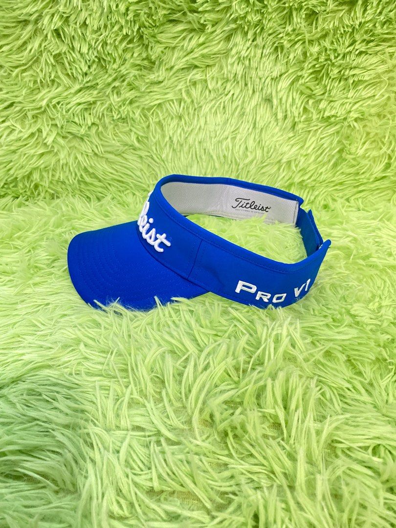 T1tleist Blue Golf Visor (Category: Caps & Hats) located in Makati City. Submitted by cap_garden (Listing ID 1396949179, Image 2). Description: Brand : Titleist Style : Visor Color : Blue Materials : Polyester Size : Osfm Price : ₱850 Condition : Like New Issue : None Location: Bel Air Makati Mop: Gcash Only (NO COD / COP) Shipping: LBC / J&T / Lalamove No Return / No Exchange.