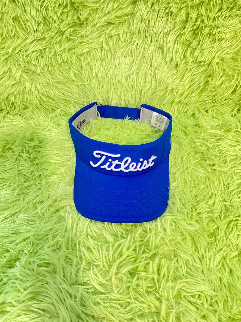 T1tleist Blue Golf Visor (Category: Caps & Hats) located in Makati City. Submitted by cap_garden (Listing ID 1396949179, Image 1). Description: Brand : Titleist Style : Visor Color : Blue Materials : Polyester Size : Osfm Price : ₱850 Condition : Like New Issue : None Location: Bel Air Makati Mop: Gcash Only (NO COD / COP) Shipping: LBC / J&T / Lalamove No Return / No Exchange.