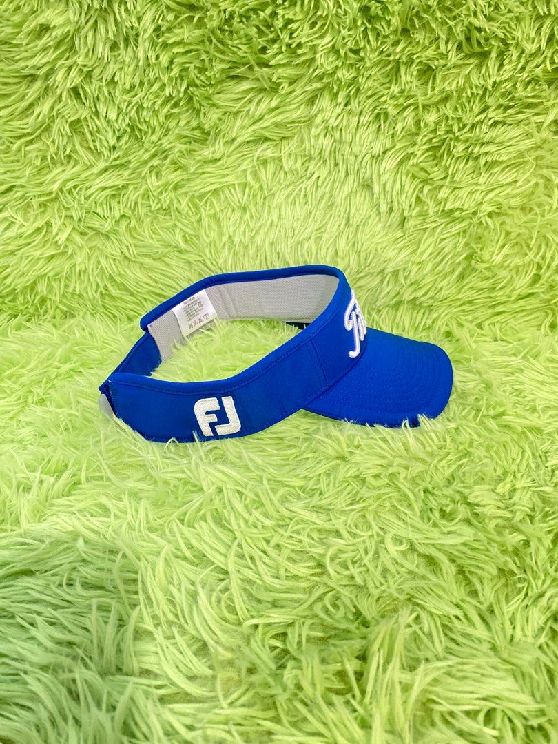 T1tleist Blue Golf Visor (Category: Caps & Hats) located in Makati City. Submitted by cap_garden (Listing ID 1396949179, Image 3). Description: Brand : Titleist Style : Visor Color : Blue Materials : Polyester Size : Osfm Price : ₱850 Condition : Like New Issue : None Location: Bel Air Makati Mop: Gcash Only (NO COD / COP) Shipping: LBC / J&T / Lalamove No Return / No Exchange.