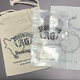 （分類：）位於 。 由 soojunchoi 提交（商品編號 1396984593，圖片 1）。簡介： 。