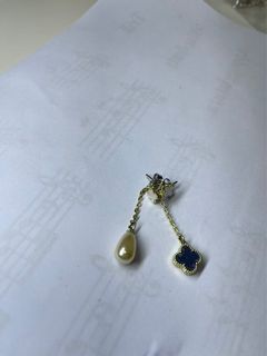 Van Cleef&Arpels珍珠四葉草耳環64240106345475110