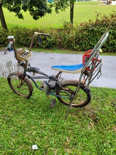 (Category: ) located in . Submitted by thesingaporelockdown (Listing ID 1396929798, Image 1). Description: .