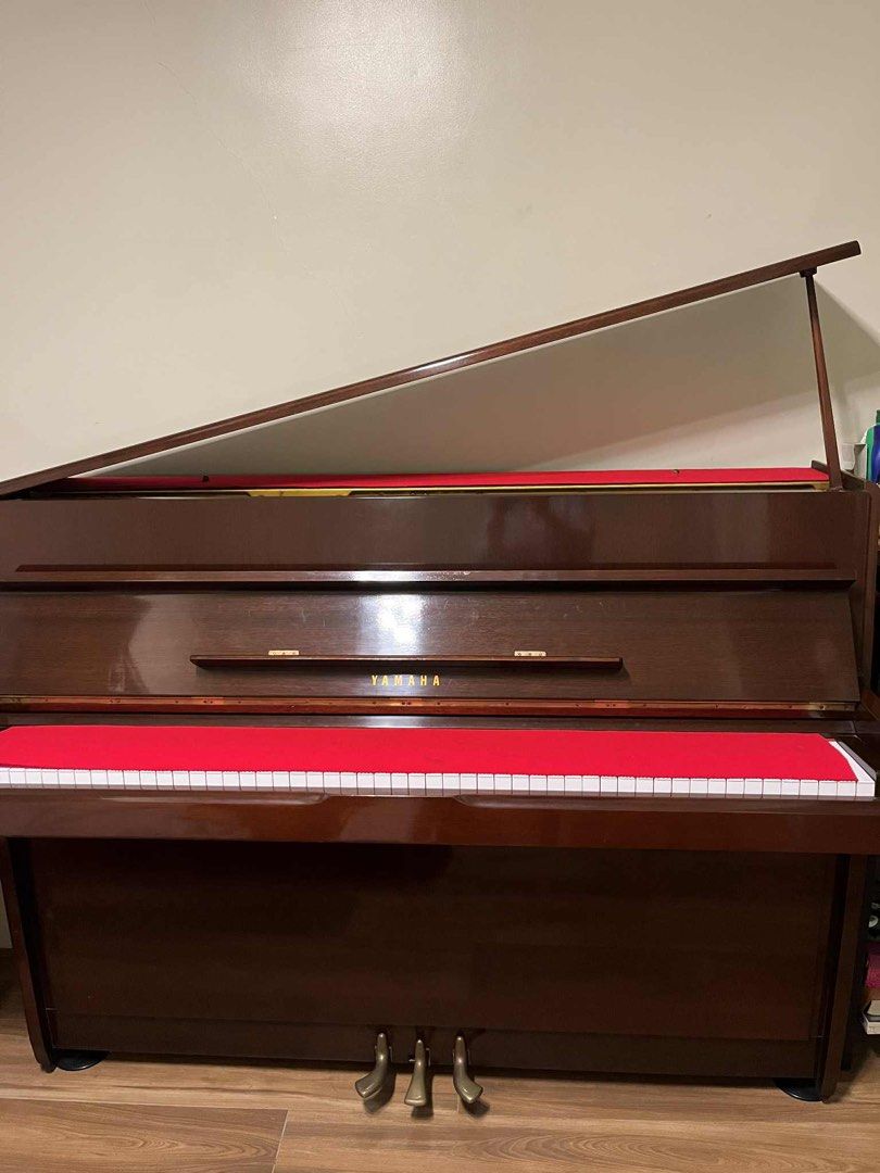 Yamaha piano (Category: Musical Instruments) located in Makati City. Submitted by chi_tan (Listing ID 1396851973, Image 1). Description: .