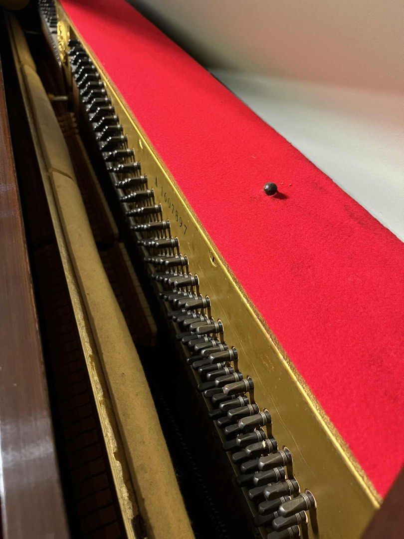 Yamaha piano (Category: Musical Instruments) located in Makati City. Submitted by chi_tan (Listing ID 1396851973, Image 3). Description: .