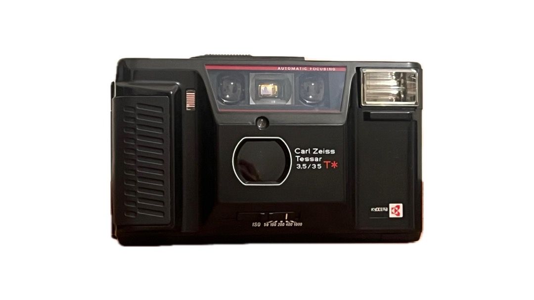 Yashica T AF-D (TD) Carl Zeiss Tessar 35mm Film Camera