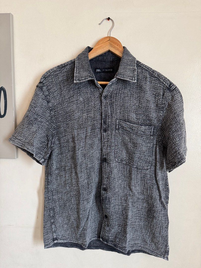 ZARA FADED TEXTURED SHIRT (Category: Tshirts & Polo Shirts ) located in Pasig City. Submitted by jun0555 (Listing ID 1396846713, Image 2). Description: Good as new, used only 1-2x. .