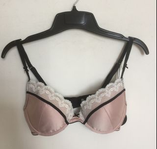 （分類：）位於 。 由 maggiepsng 提交（商品編號 1397186122，圖片 1）。簡介： 。