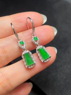 天然A貨翡翠銀鑲冰綠蛋面耳墜64224128804865110