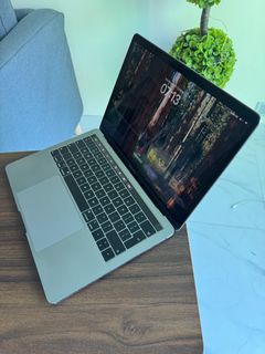 Apple MacBook Pro64183399767298110