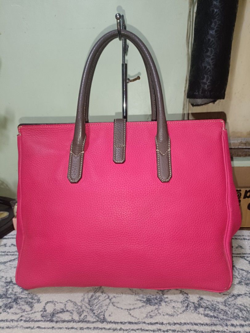 Bruno Magli Leather Bag (Category: Tote Bags) located in San Pedro. Submitted by elevens_online_thrift_shop (Listing ID 1397142613, Image 3). Description: Old Price 2500.00 Clearance Price 1800.00 can fit laptop or tablet where is as is feel free to ask questions before making a purchase.
