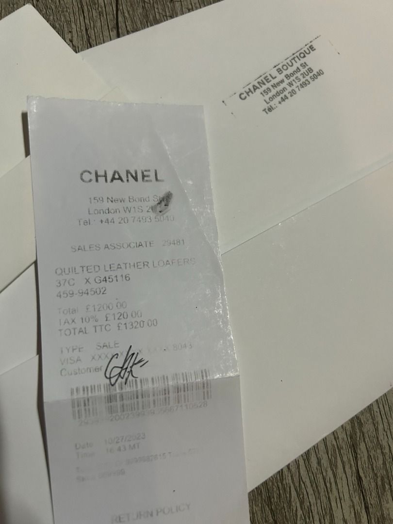 Chanel Quilted Turnlock loafers 37C (Category: Loafers) located in Paranaque City. Submitted by japs202 (Listing ID 1397131373, Image 3). Description: For sale only. Item is NOT with me. I'm just helping out a friend na mas busy kesa sakin. These are the only photos sent to me. It is authentic. Store bought. I know her, she doesn't buy fakes. -- For SERIOUS interest, dun ko lang ipapasa sa kanya para kayo na mag usap. -- Feel free to check my pro