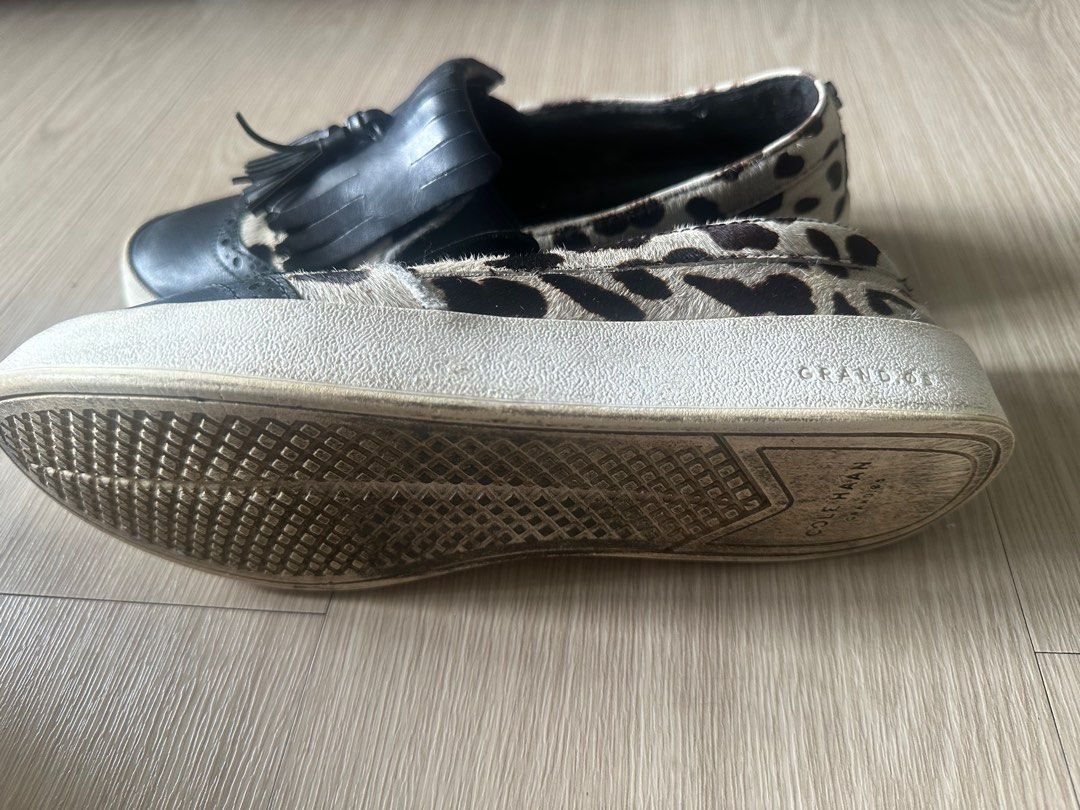 Cole Haan grand zero loafers black (Category: Loafers) located in Pasig City. Submitted by mysavvychic (Listing ID 1397165995, Image 3). Description: .