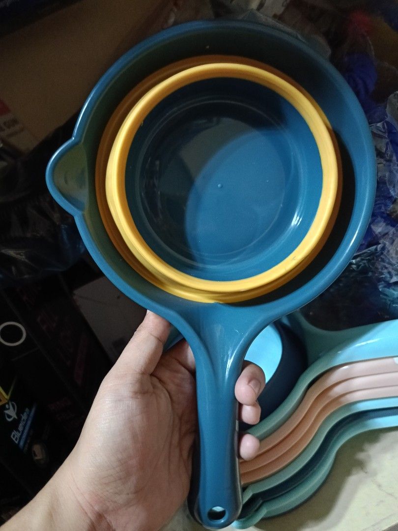 Collapsible Water Dipper (Category: Bathtub & Bath Accessories) located in Manila. Submitted by lyfrancois14 (Listing ID 1397037764, Image 2). Description: - Collapsible water dippers - Available in blue, pink, and other colors - Features a handle for easy use - Made of plastic - Collapses for convenient storage - Ideal for bathroom and general household use.